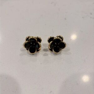 Vintage Black Flower Earrings